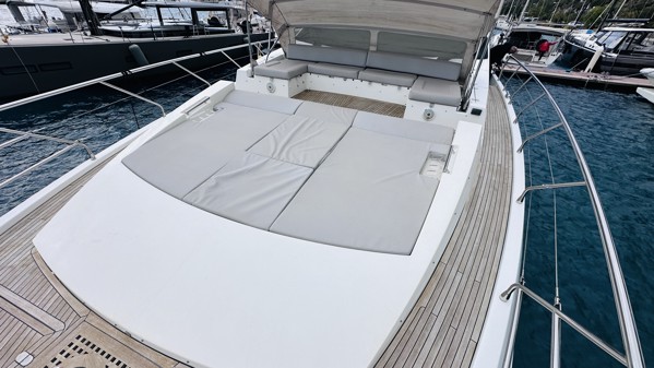 2018 AZIMUT 80