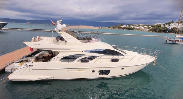 2006/2020 AZIMUT 55 FLY