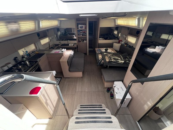 2021 BENETEAU OCEANIS 51.1