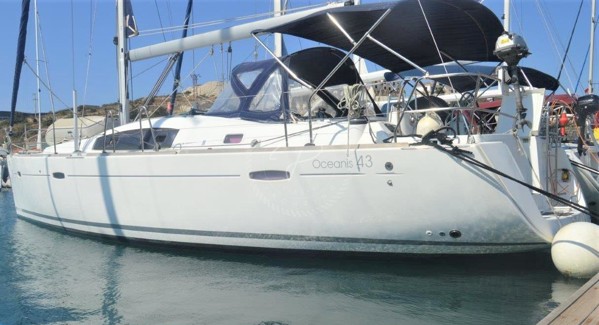 2010 BENETEAU OCEANIS 43