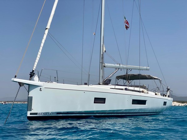 2023 BENETEAU OCEANIS 51.1