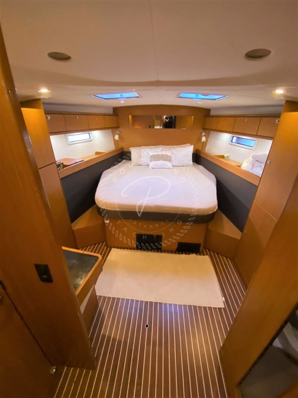 2013 BAVARIA CRUISER 56