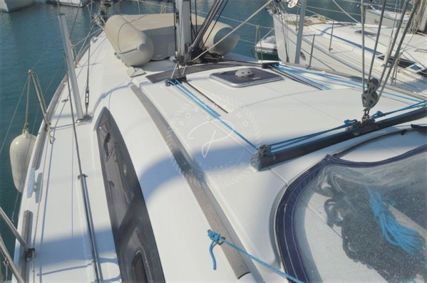 2010 BENETEAU OCEANIS 43