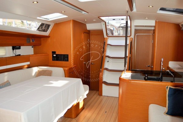 2015 JEANNEAU 53