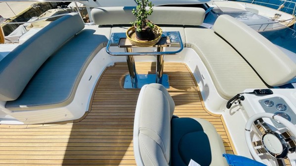 2017 AZIMUT MAGELLANO 53