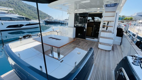 2016 AZIMUT MAGELLANO 53