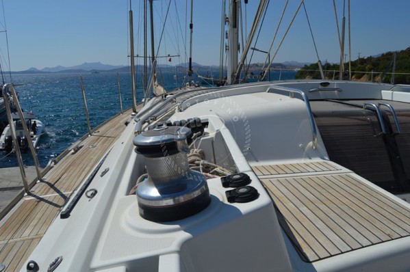 2013 JEANNEAU 57