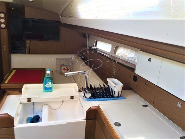 2013 JEANNEAU 44 DS