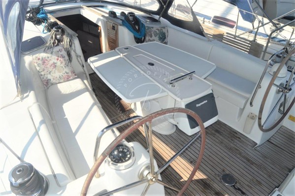 2010 BENETEAU OCEANIS 43