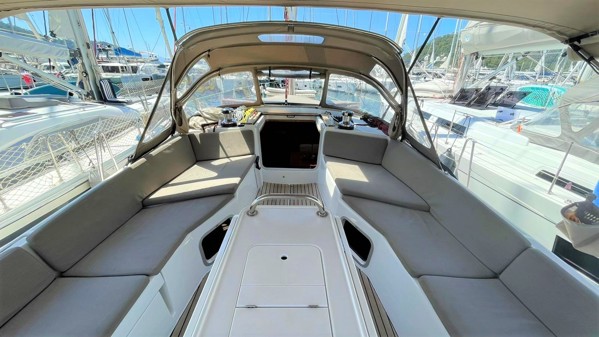 2016 JEANNEAU SUN ODYSSEY 50 DS