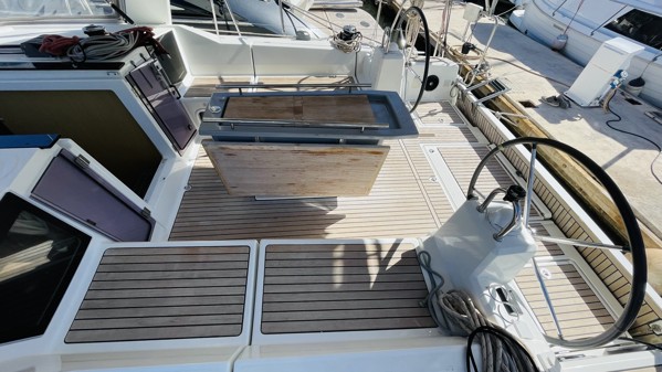 2018 BENETEAU OCEANIS 41.1