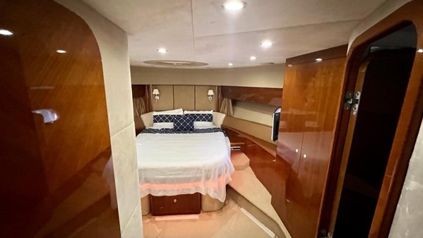 2007 PRINCESS 67 