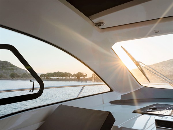 2014 BAVARIA SPORT 44 HT