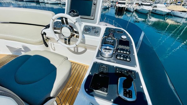 2017 AZIMUT MAGELLANO 53