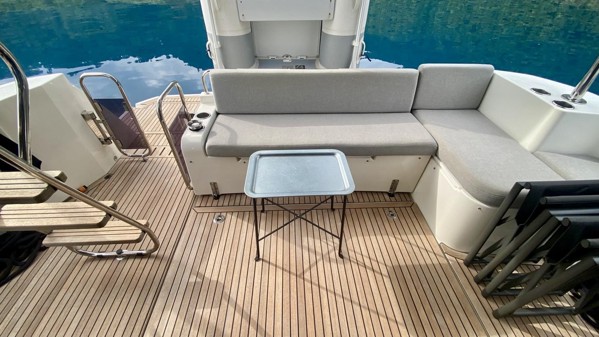 2021 BENETEAU SWIFT TRAWLER 41- DOCKMATE 