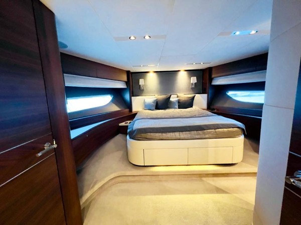 2015 PRINCESS 88