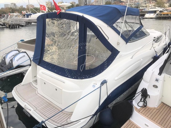 2006 BAYLINER 305