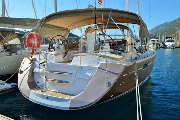 2015 JEANNEAU 53