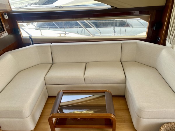 2009 PRINCESS 62