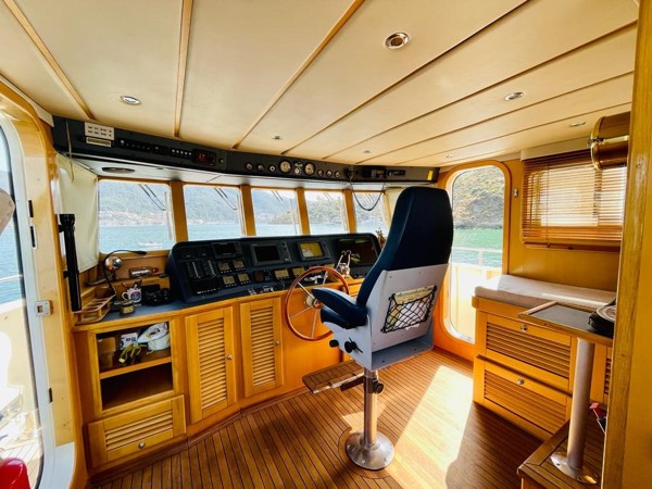 2005 CUSTOM TRAWLER 55 STEEL