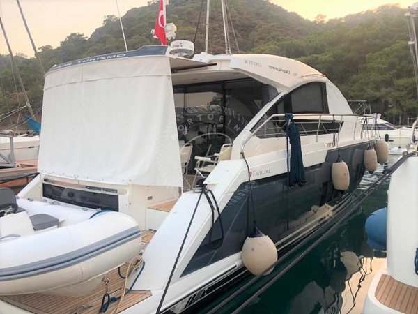 2012 FAIRLINE TARGA 50 GT