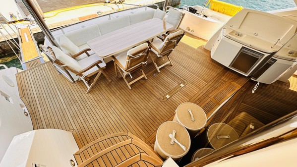 2012 SUNSEEKER 80