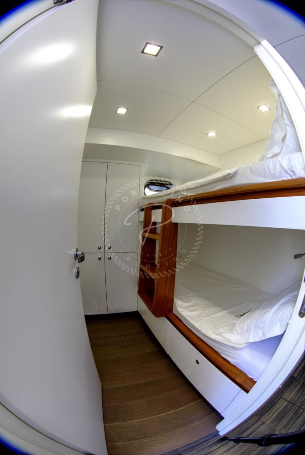 2014 HG YACHT 32M