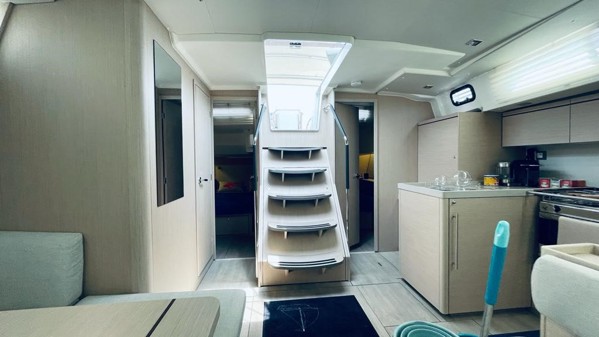 2023 BENETEAU OCEANIS 51.1