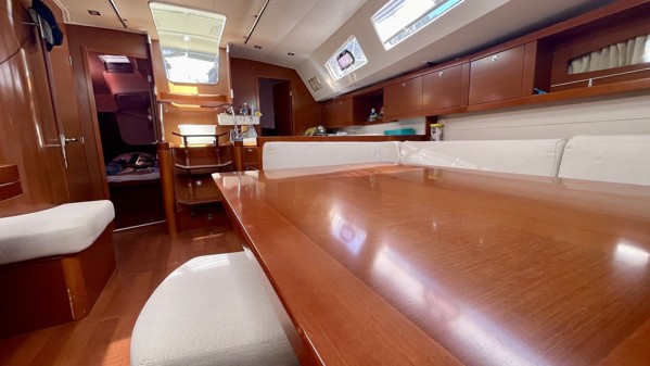 2011 BENETEAU OCEANIS 50