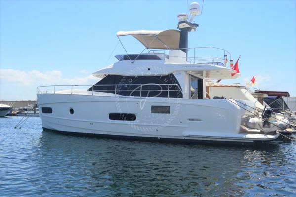 2014 AZIMUT MAGELLANO 43