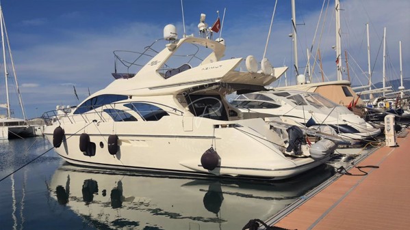 2006/2020 AZIMUT 55 FLY