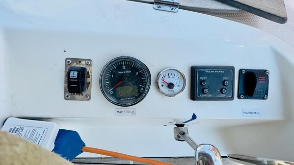 2011 BAVARIA 45 CRUISER