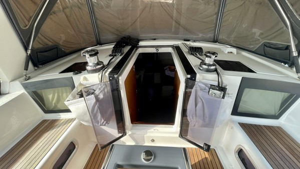 2015 BENETEAU OCEANIS 45