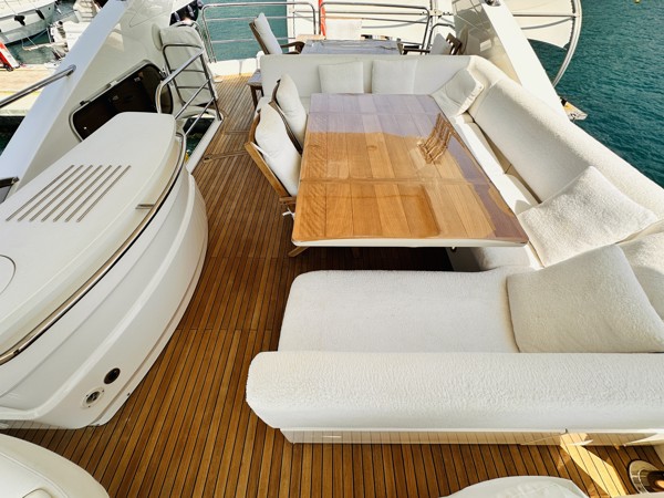 2012 SUNSEEKER 80