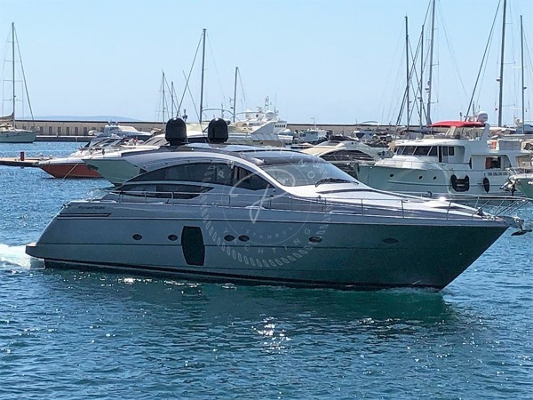 2009 PERSHING 64