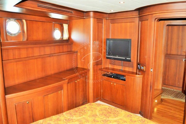 2008 TRAWLER 30M