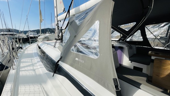 2023 BAVARIA C42