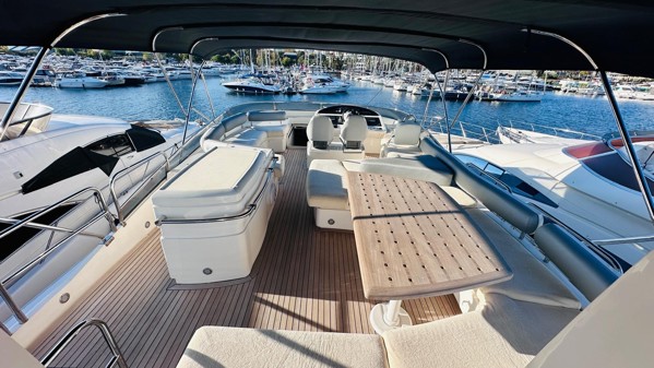 2004/2024 FAIRLINE SQUADRON 74