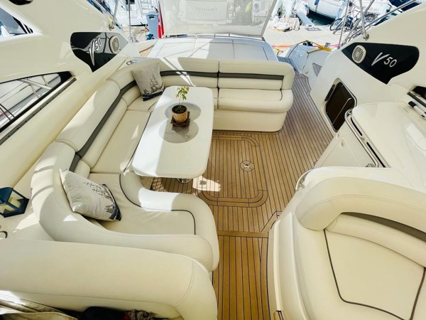 2005 PRINCESS V50