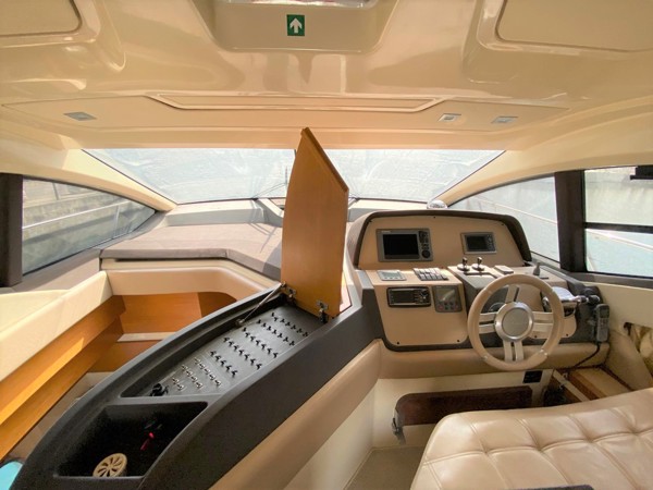 2013 AZIMUT 45 FLY