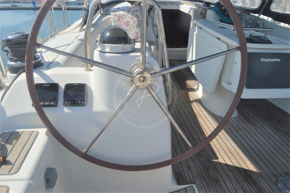 2010 BENETEAU OCEANIS 43