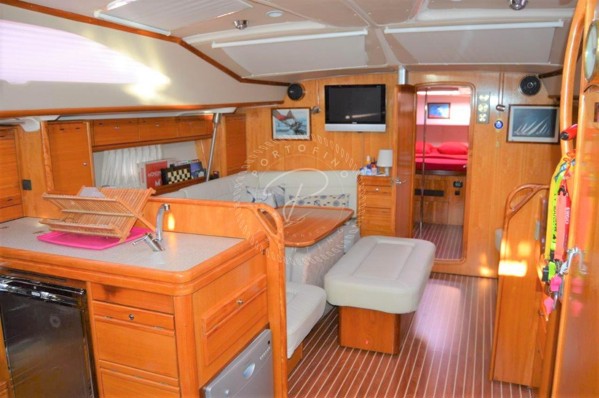 2008 BAVARIA VISION 50