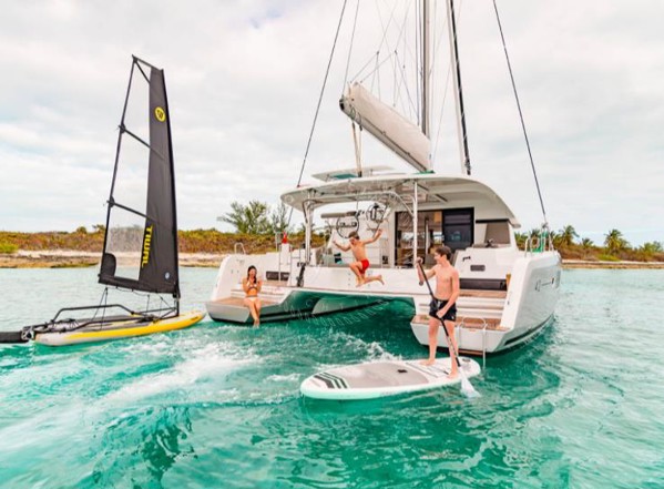 2019 LAGOON 42