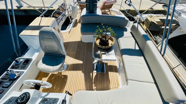 2017 AZIMUT MAGELLANO 53