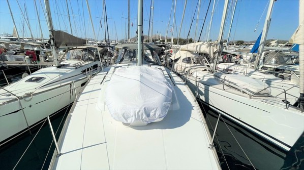 2015 BENETEAU OCEANIS 48