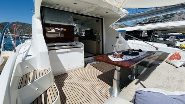 2014 BENETEAU GT 49