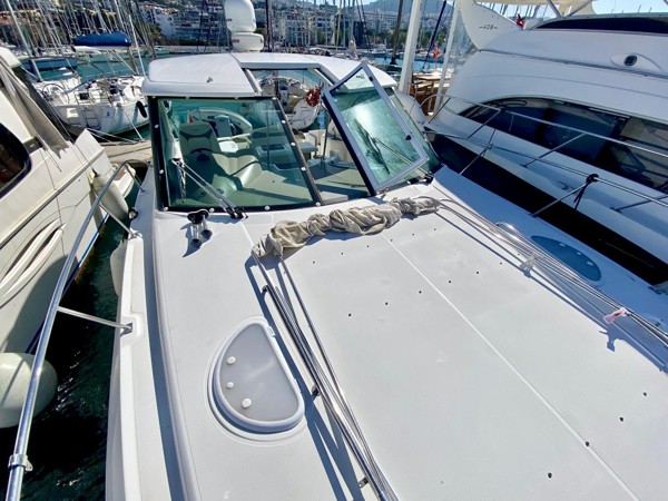 2007 CRUISER YACHTS 390 SPORT COUPE