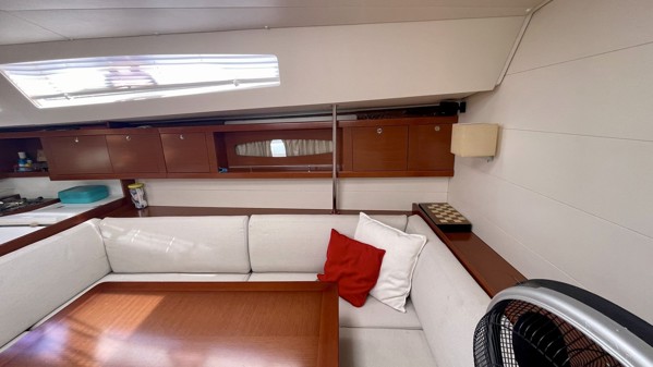 2011 BENETEAU OCEANIS 50