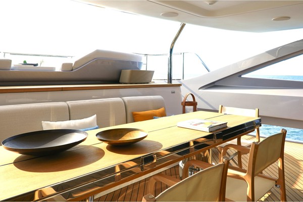 2021 AZIMUT GRANDE TRIDECK