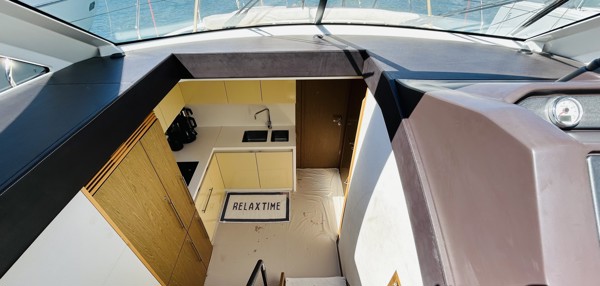 2014 BENETEAU GT 49